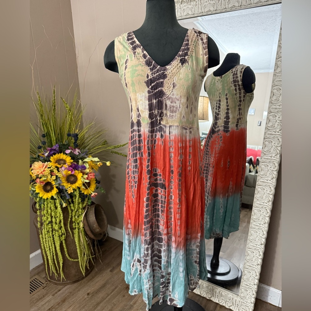 Lola P. • Tie Dye Crochet Midi Dress